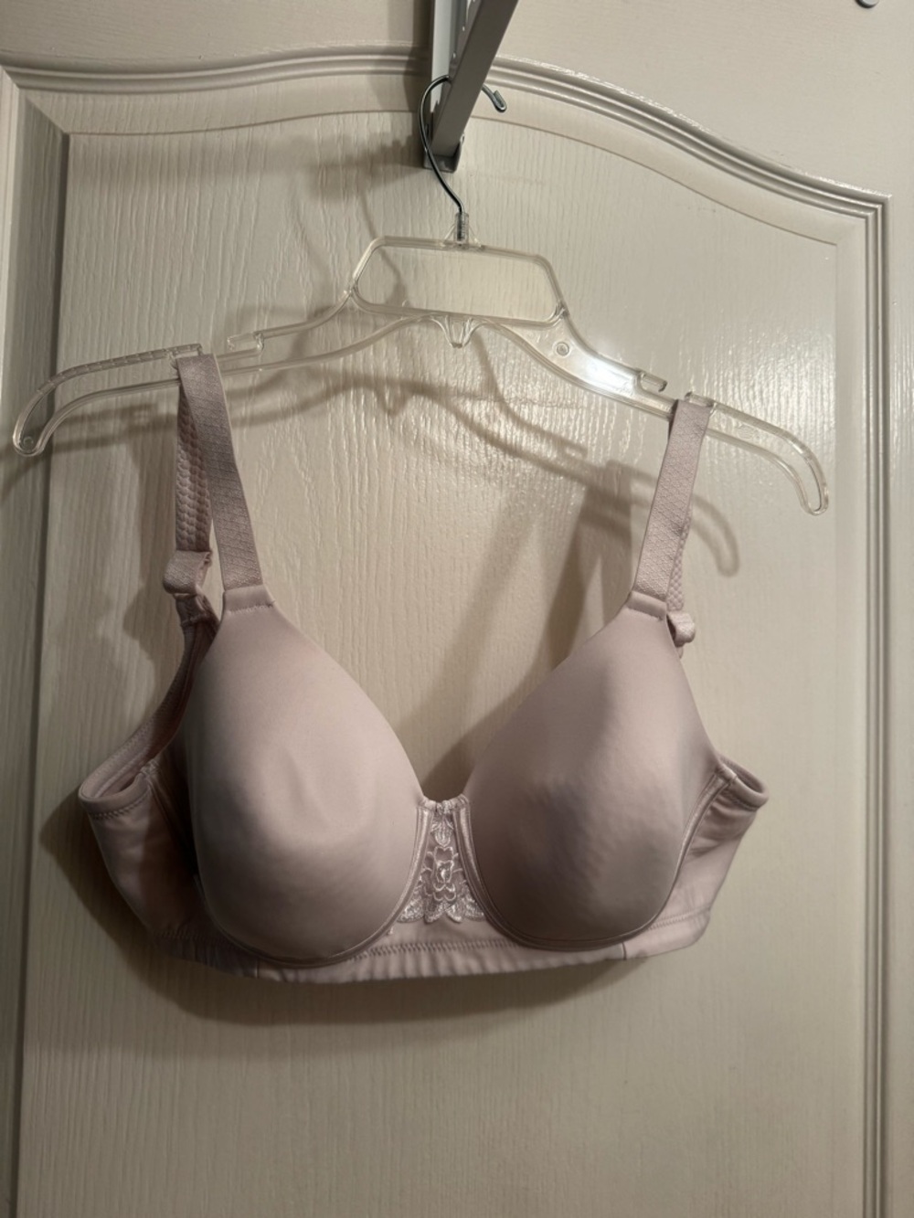 Classic Vanity Fair White Bra with Lace Accent No Underwire